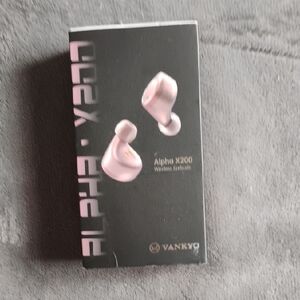 Vankyo Alpha X200 Wireless Earbuds - Pink